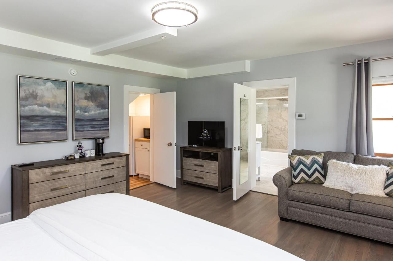 Skylaranna Resort & Spa Хендерсонвилл Экстерьер фото