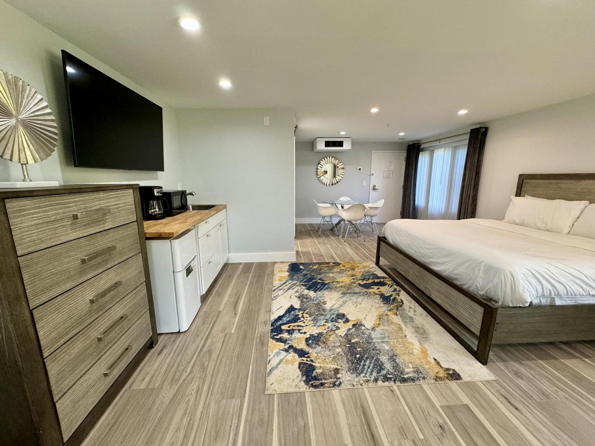 Skylaranna Resort & Spa Хендерсонвилл Экстерьер фото